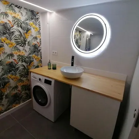 New & Modern Loft *
